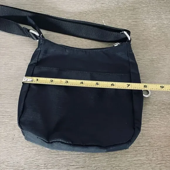 Baggallini Black Crossbody Small Purse Bag - Picture 3 of 4